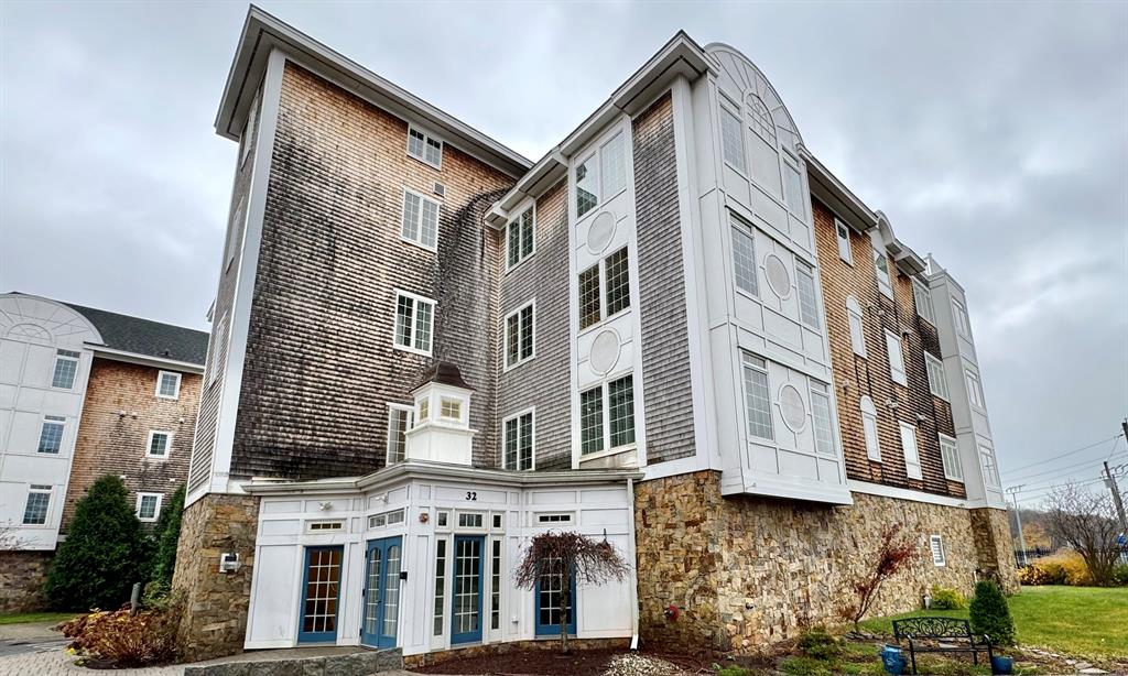 32 Shipyard Lane B, Milford